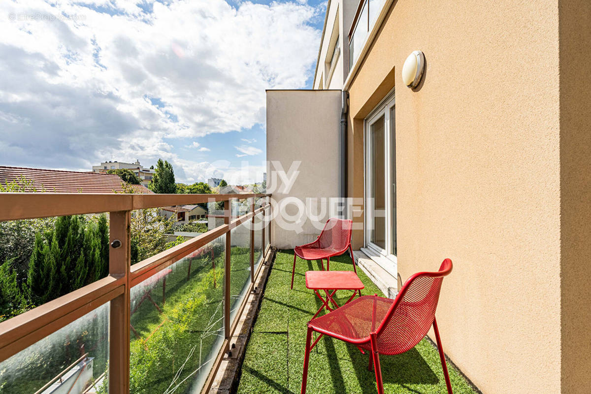 Appartement à GENNEVILLIERS