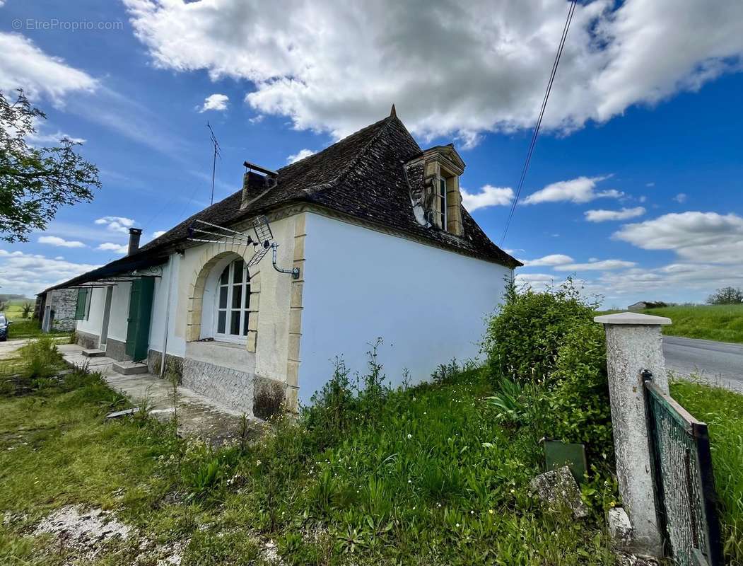 Maison à ISSIGEAC