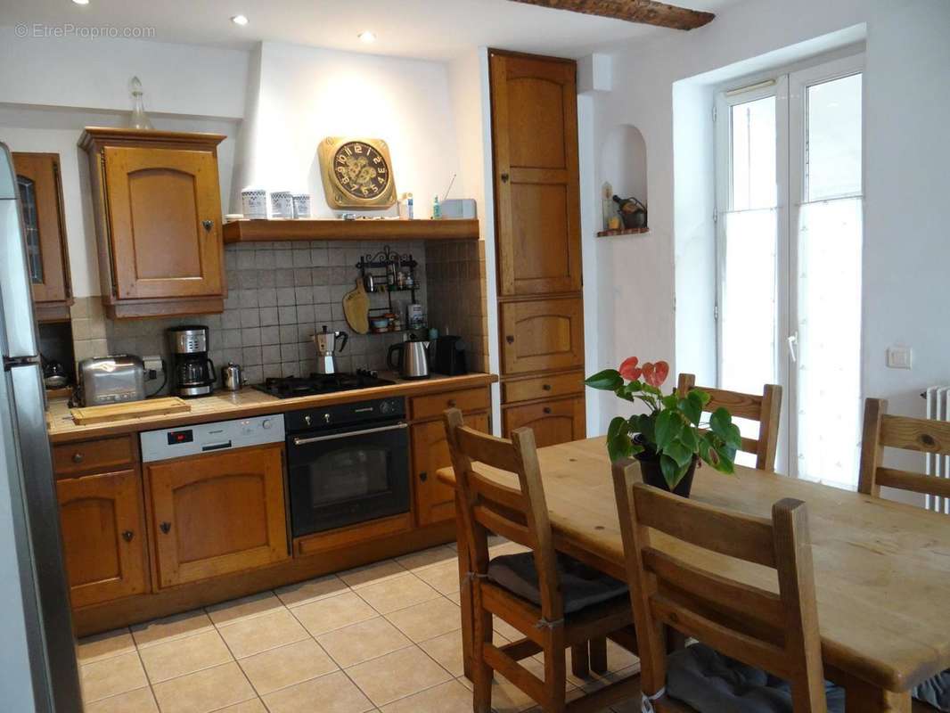   - Appartement à VALLAURIS