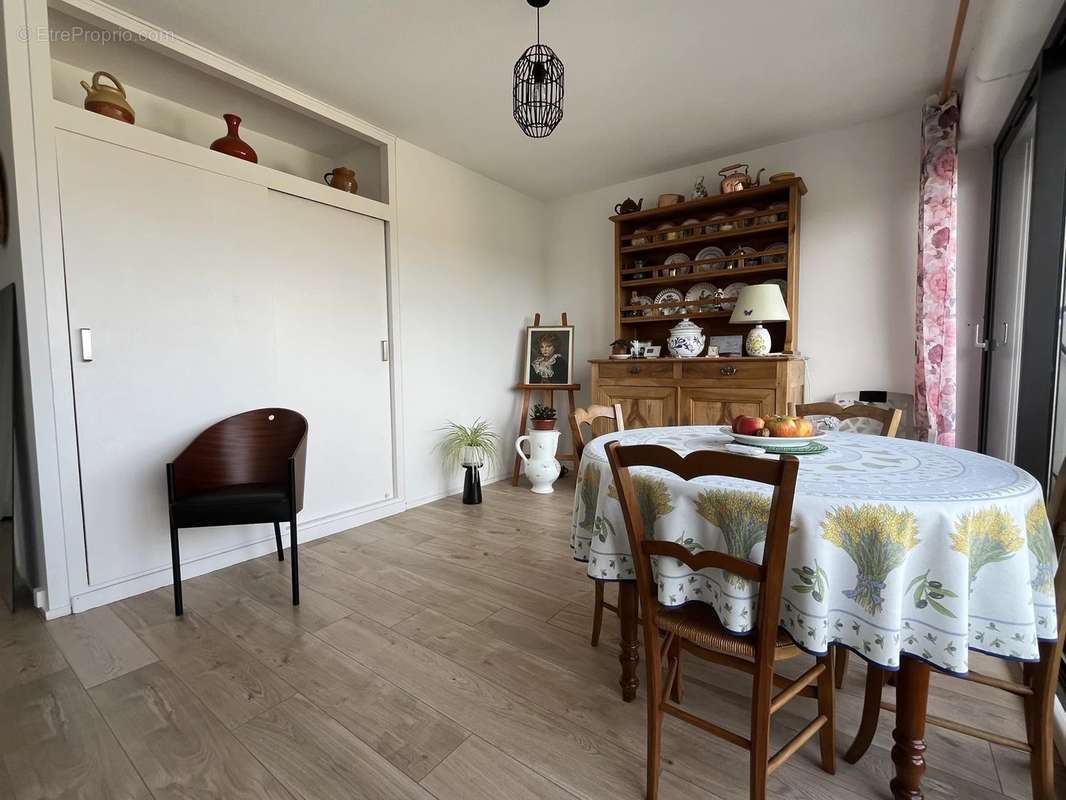 Appartement à SAINTES