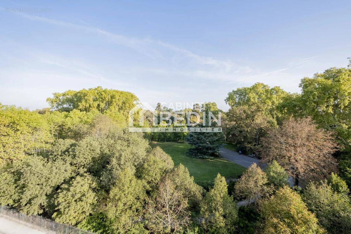 Appartement à BORDEAUX