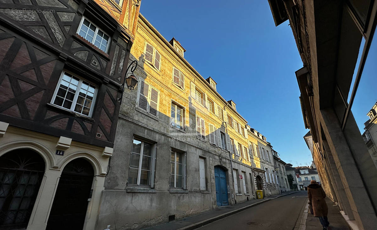 Appartement à COMPIEGNE