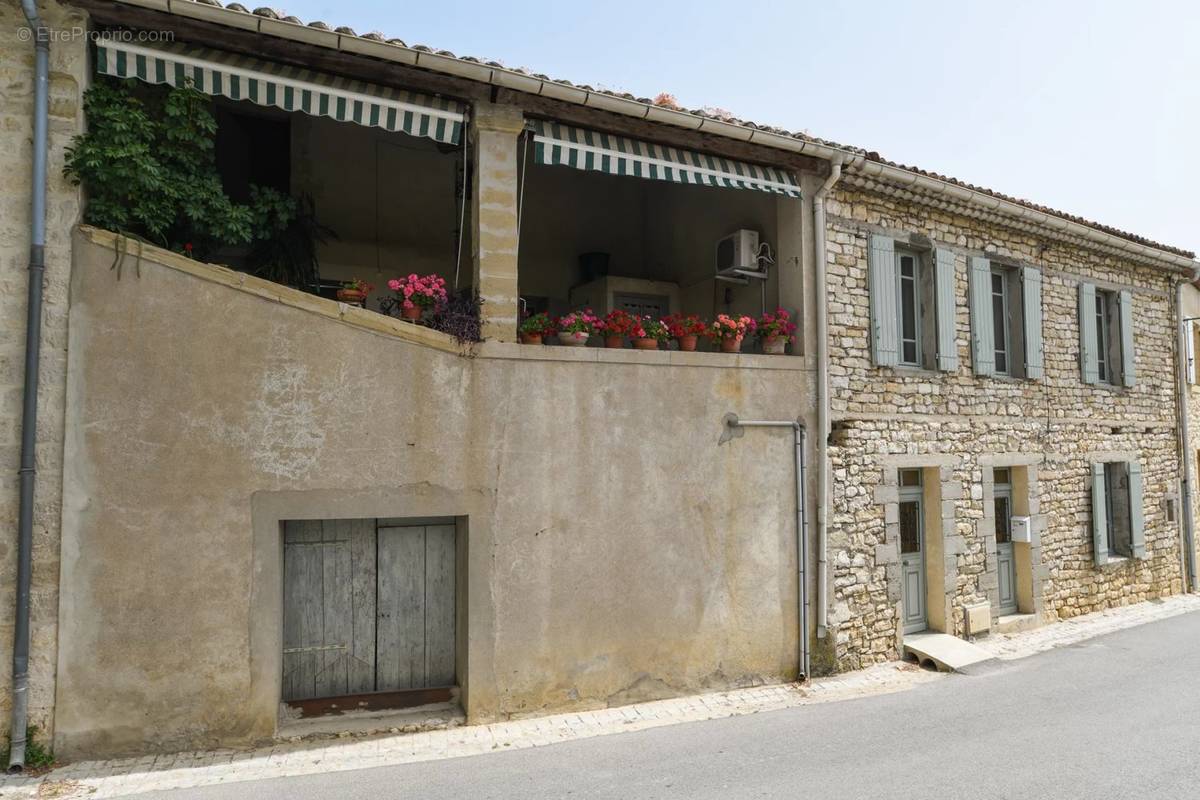 Maison à UZES