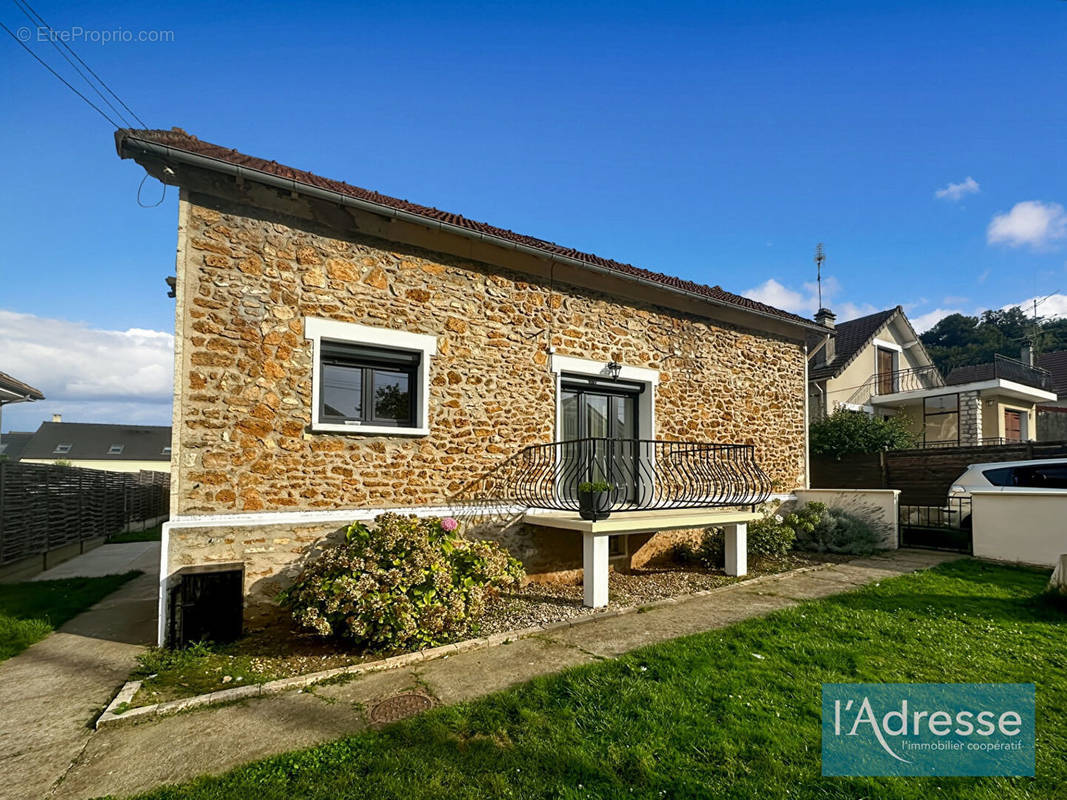 Maison à BALLANCOURT-SUR-ESSONNE