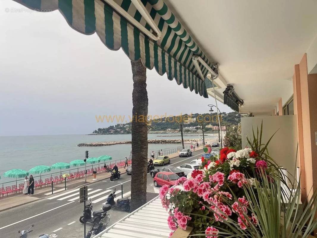 Appartement à ROQUEBRUNE-CAP-MARTIN