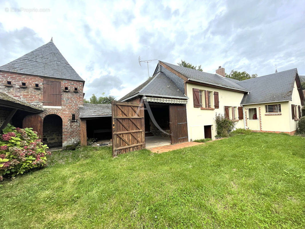 Maison à LACHAPELLE-AUX-POTS