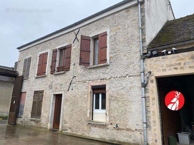 Maison à FONTAINEBLEAU