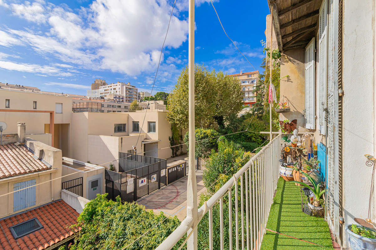 Appartement à MARSEILLE-6E