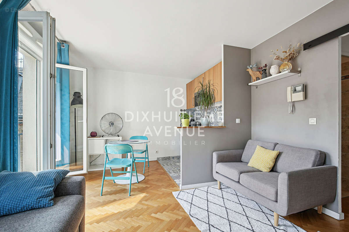 Appartement à PARIS-18E