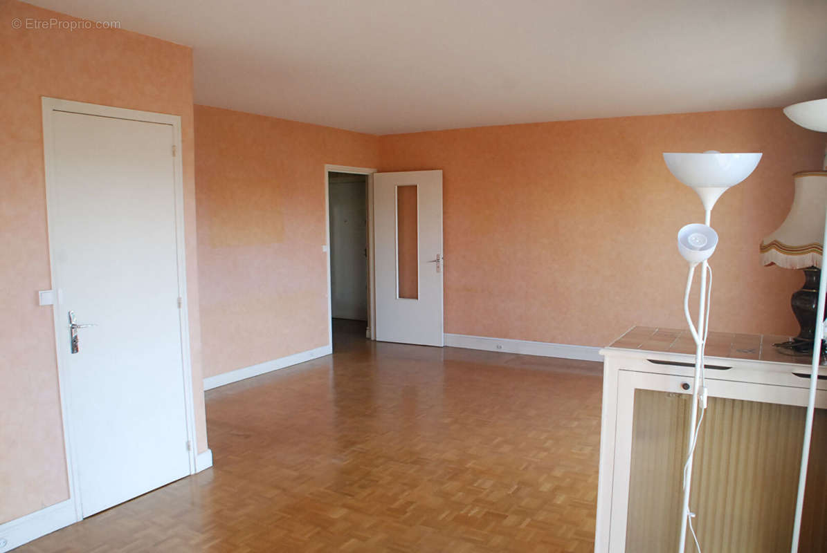 Appartement à BONDY