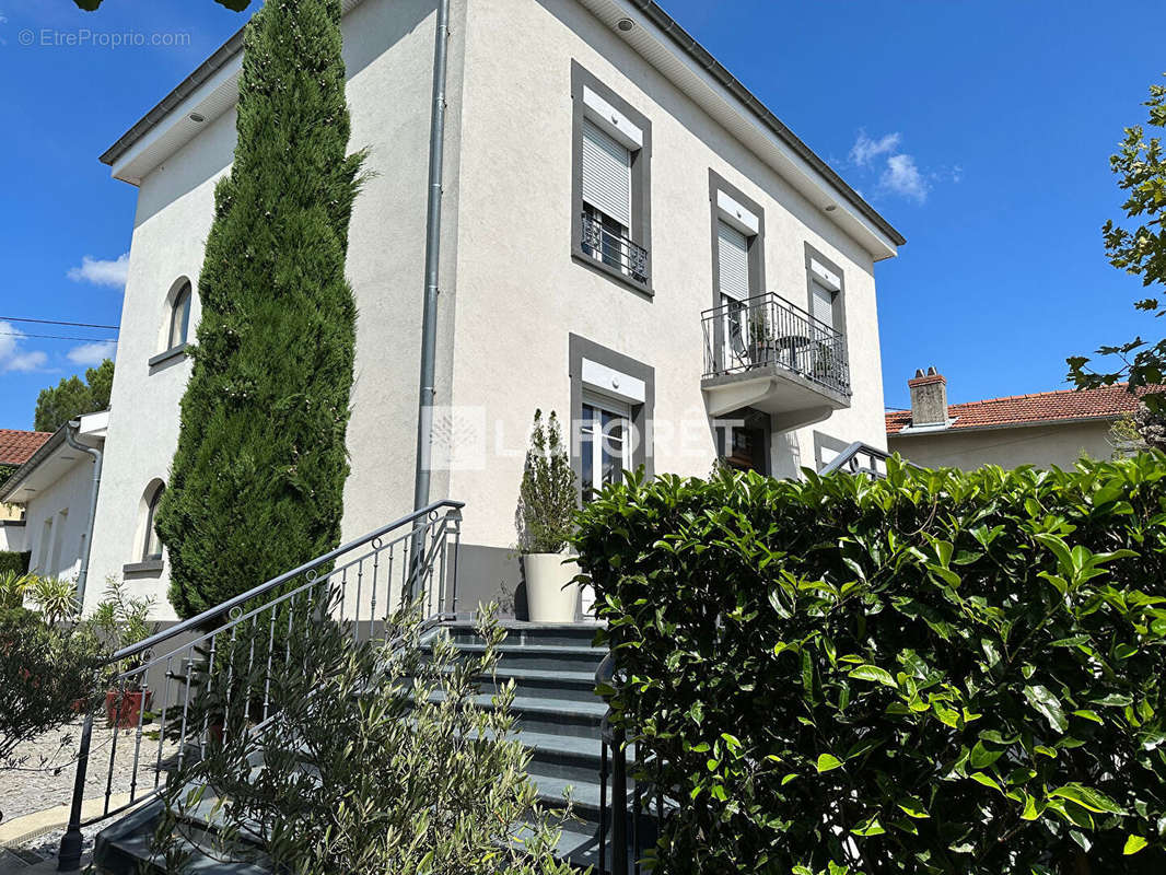 Maison à CALUIRE-ET-CUIRE