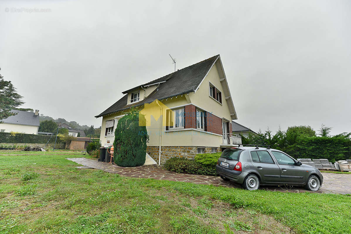 Maison à MONTLHERY