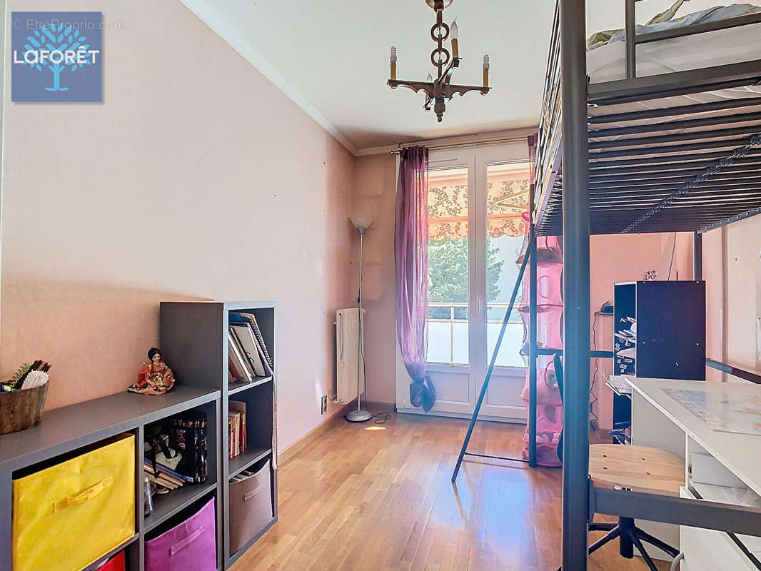 Appartement à MARSEILLE-12E