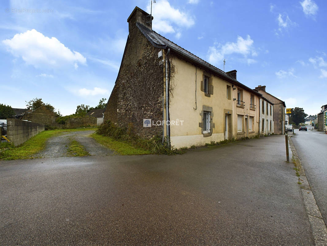 Maison à PLONEVEZ-DU-FAOU