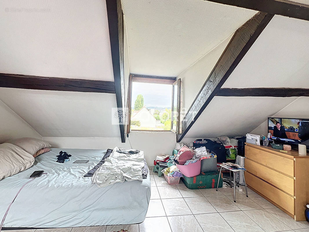 Appartement à LINAS