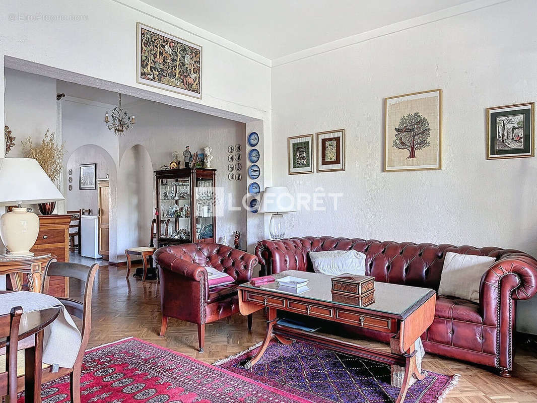 Appartement à MARSEILLE-8E