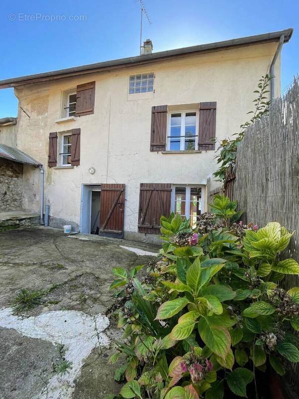 Maison à NOGENT-L&#039;ARTAUD