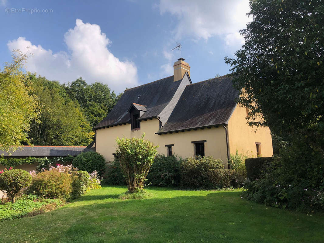 Maison à MERDRIGNAC