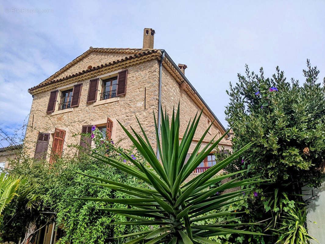 Maison à MOISSAC-BELLEVUE