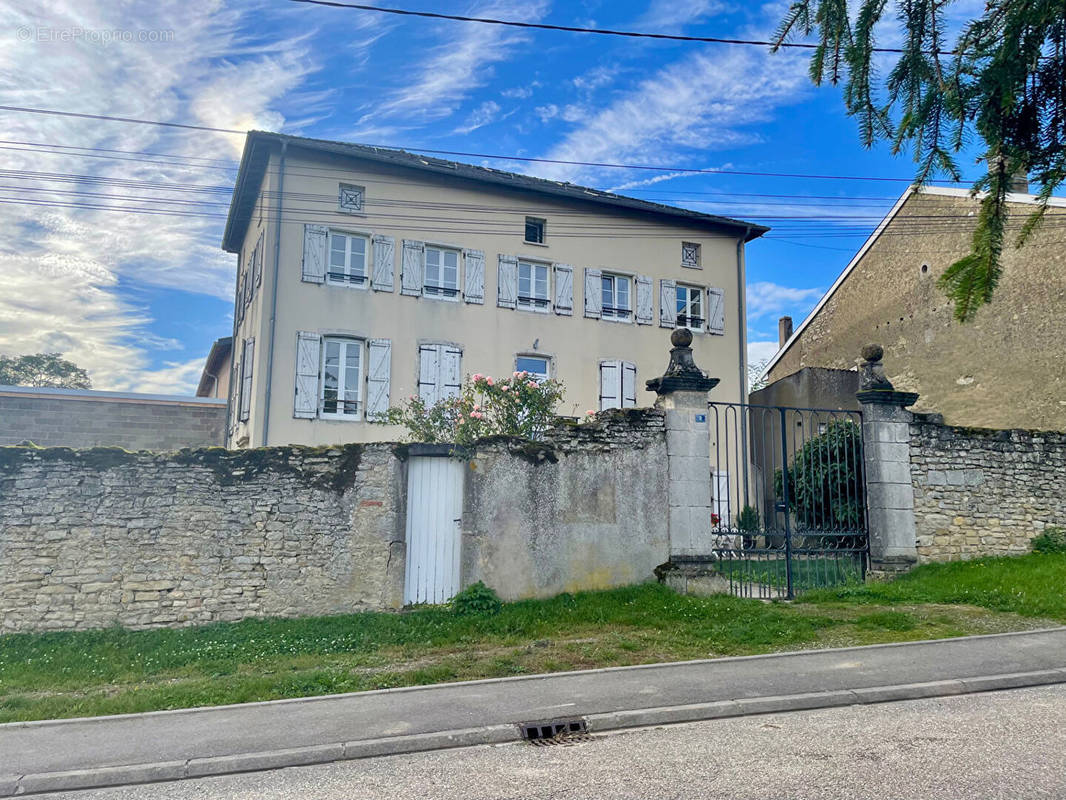 Appartement à VILLERS-STONCOURT