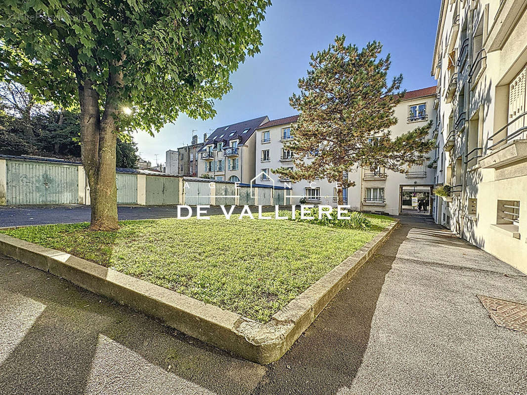 Appartement à RUEIL-MALMAISON