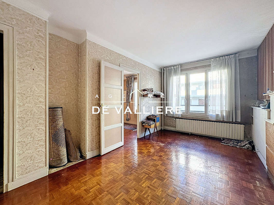 Appartement à RUEIL-MALMAISON