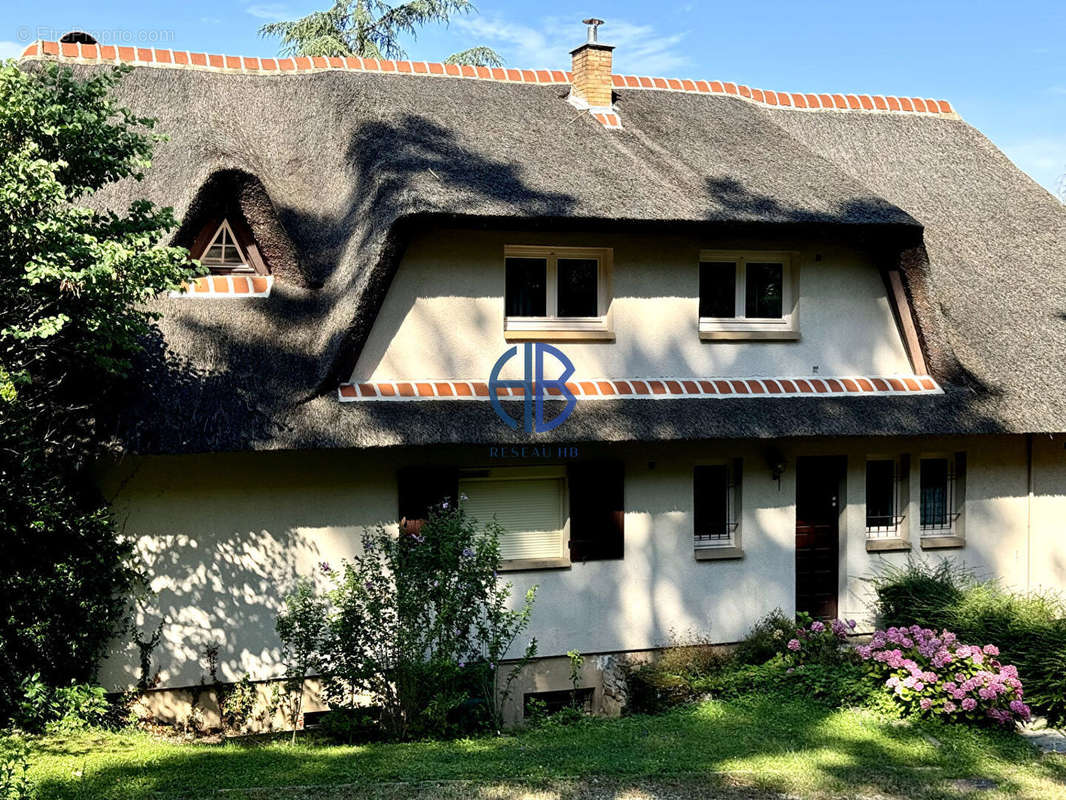 Maison à VILLEBOIS