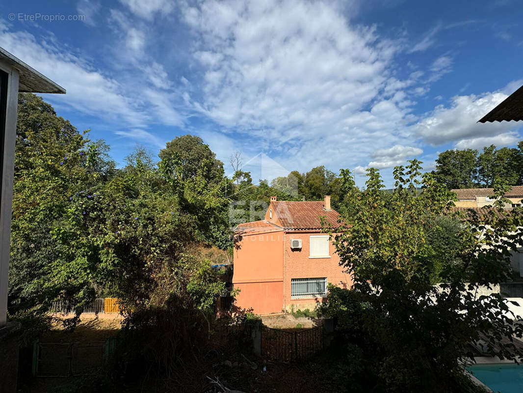 Appartement à SAINT-CYR-SUR-MER