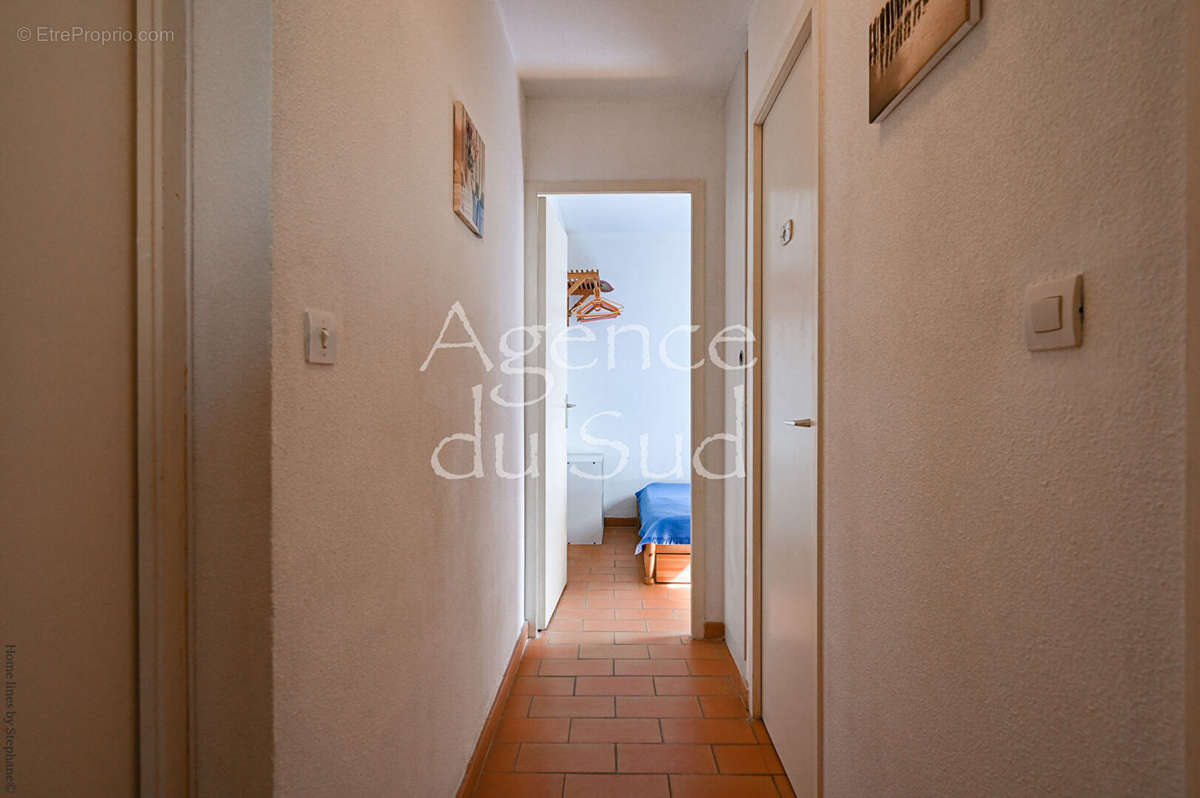 Appartement à SAINT-CYR-SUR-MER