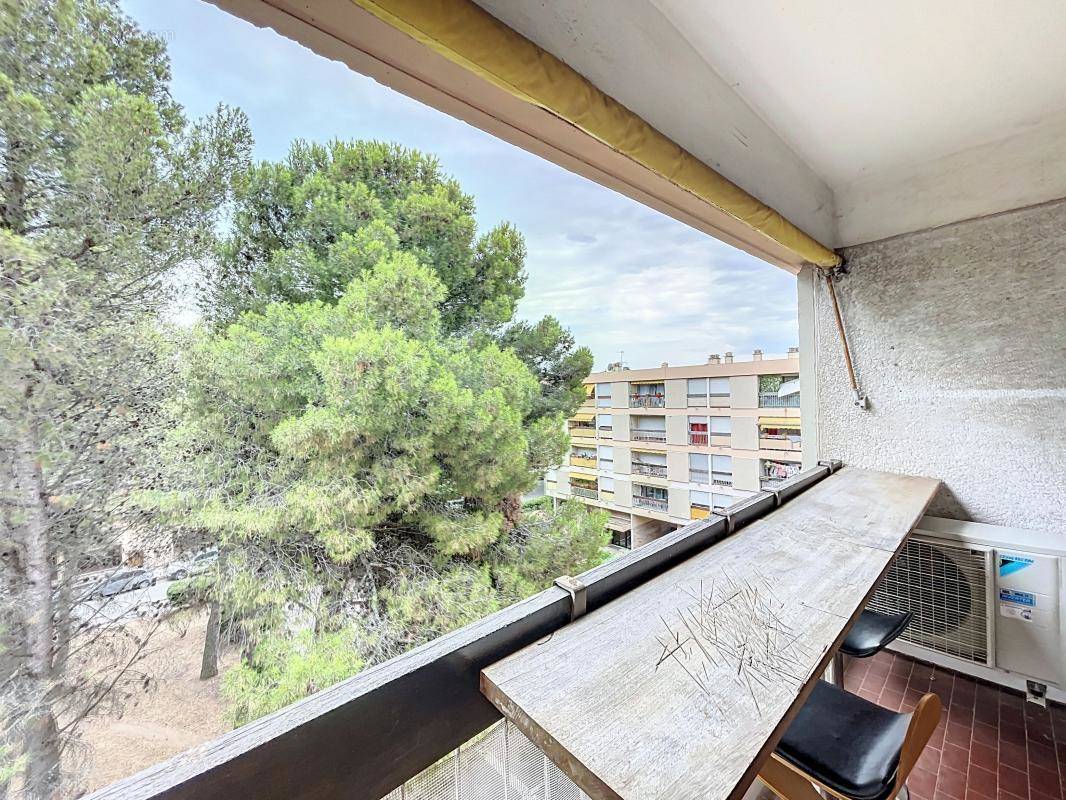 Appartement à FREJUS