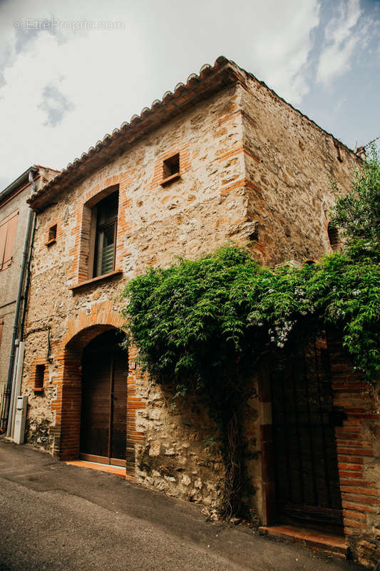 Maison à CORBERE-LES-CABANES