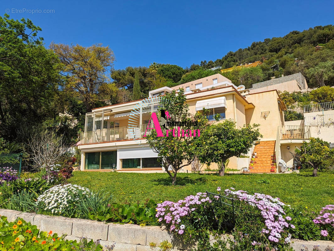 Maison à ROQUEBRUNE-CAP-MARTIN