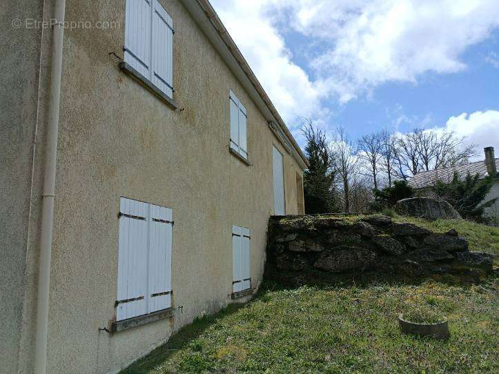 Maison à NAGES