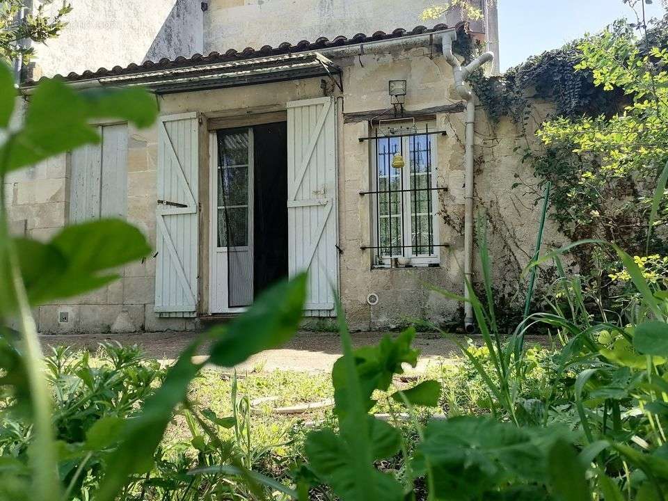 Maison à CUSSAC-FORT-MEDOC