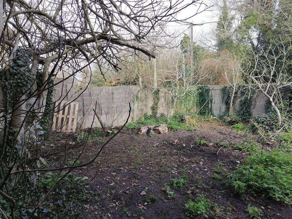 Terrain à CUSSAC-FORT-MEDOC