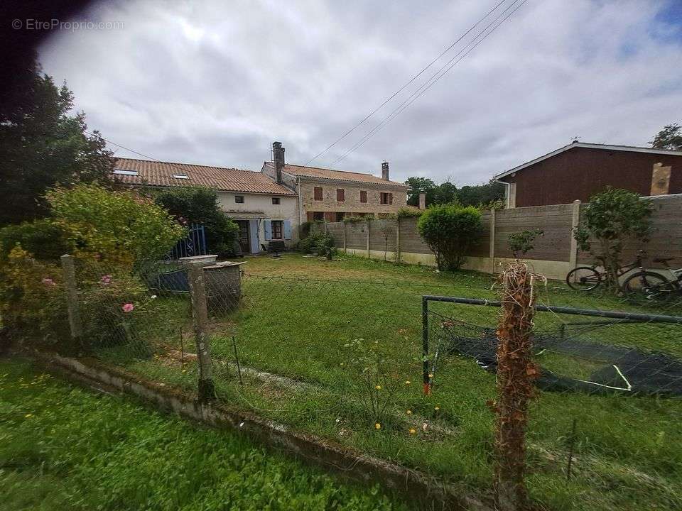 Terrain à LESPARRE-MEDOC