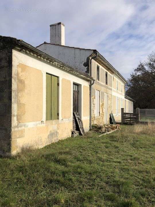 Maison à NAUJAC-SUR-MER