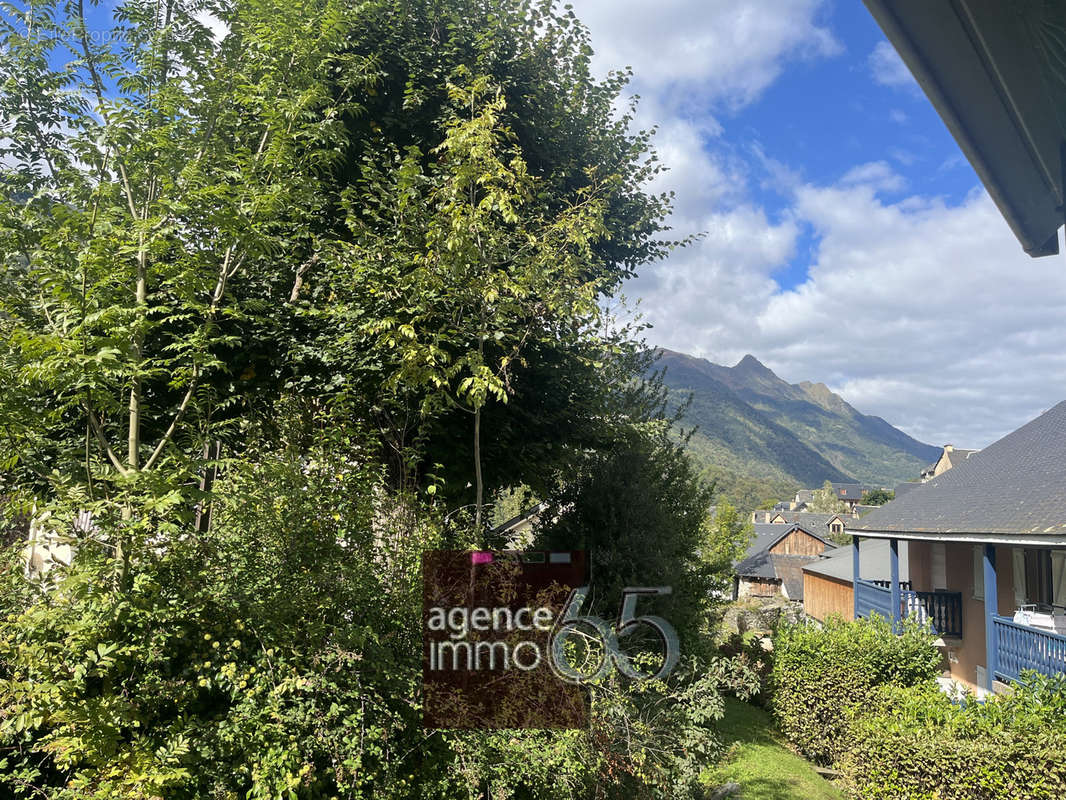 Appartement à ESQUIEZE-SERE