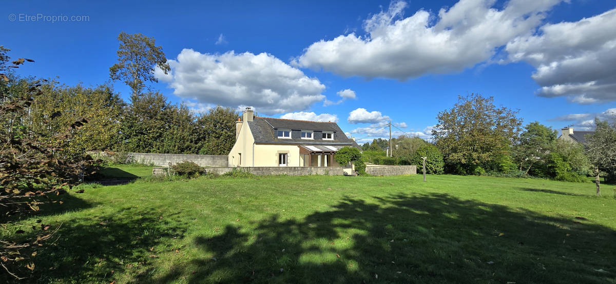 Maison à LE TREVOUX