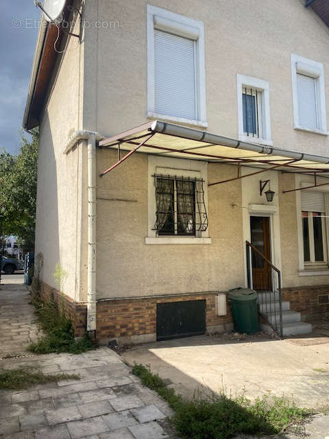 Maison à GENNEVILLIERS