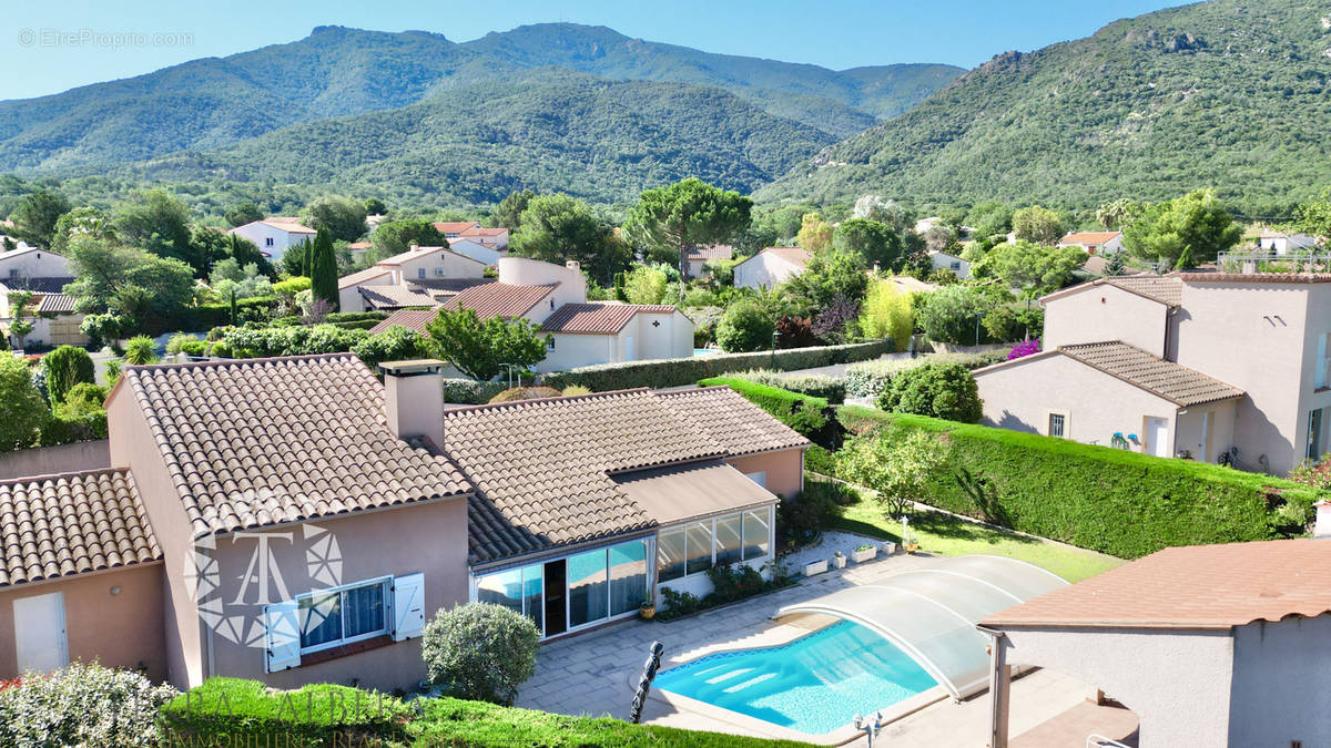 Maison à LAROQUE-DES-ALBERES