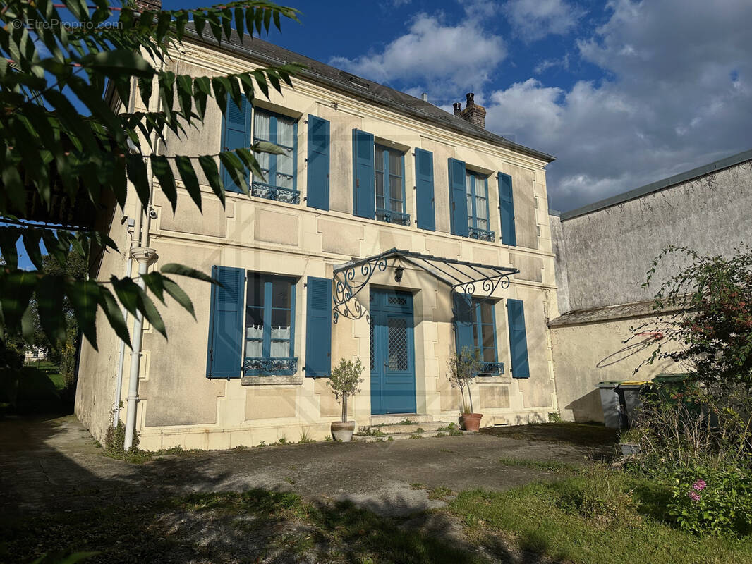 Maison à GRISY-LES-PLATRES