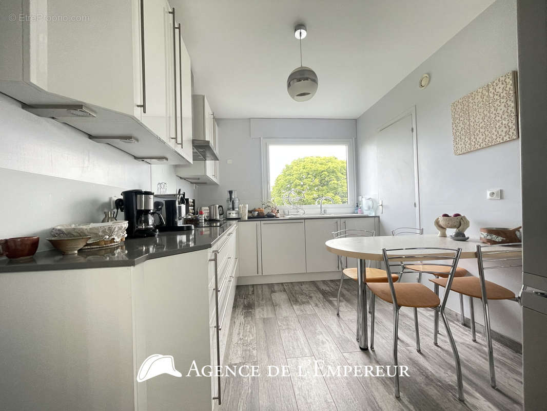 Appartement à RUEIL-MALMAISON