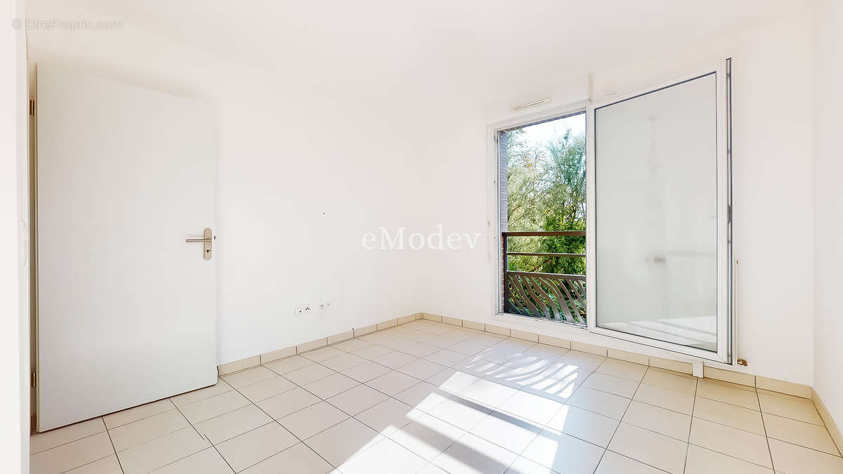 Appartement à GENNEVILLIERS