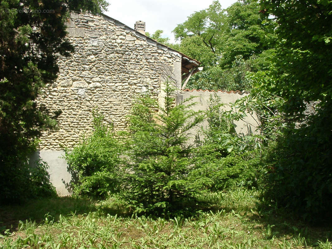 Commerce à COGNAC