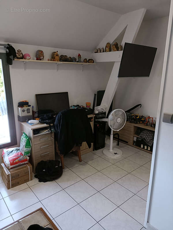 Appartement à CIRES-LES-MELLO