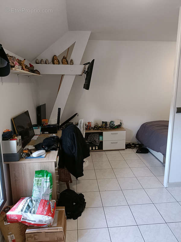 Appartement à CIRES-LES-MELLO