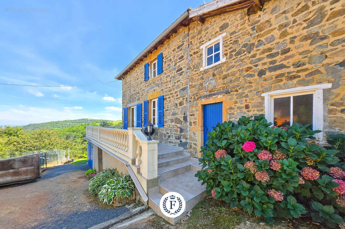 Maison à VAUX-EN-BEAUJOLAIS