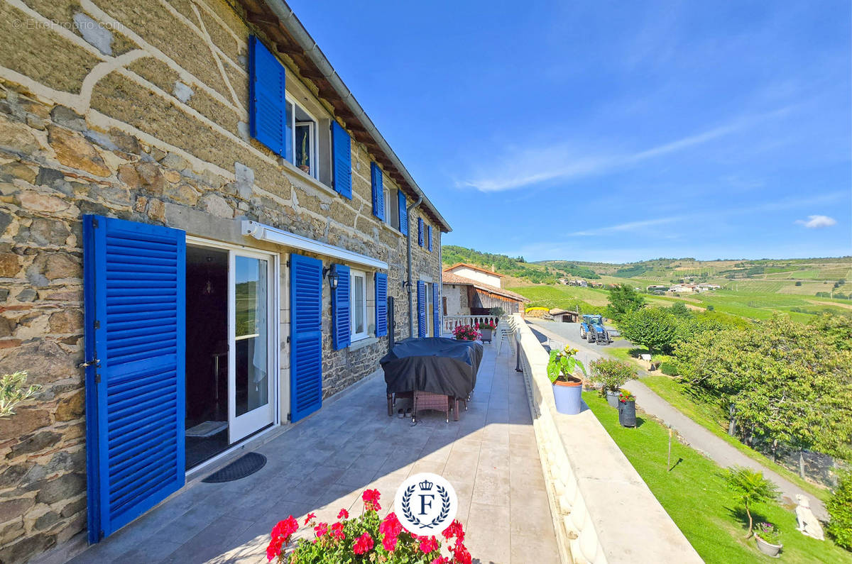 Maison à VAUX-EN-BEAUJOLAIS