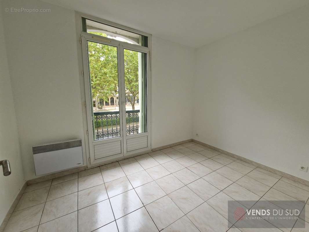 Appartement à LAMALOU-LES-BAINS